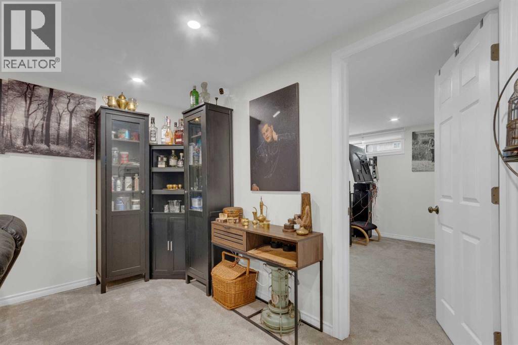 60 Dalhurst Way Nw, Calgary, Alberta  T3A 1N7 - Photo 22 - A2300689