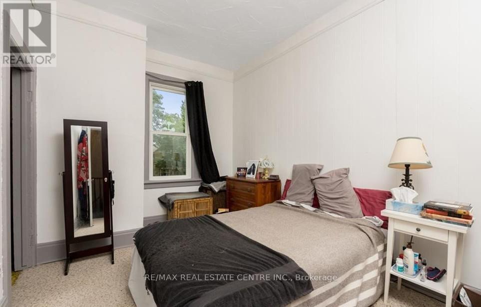 14 Young Street W, Waterloo, Ontario  N2L 2Y8 - Photo 23 - X12676082