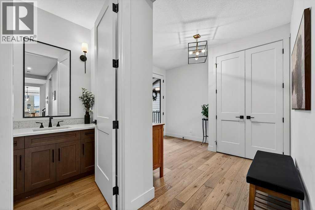 279 Marina Grove Se, Calgary, Alberta  T3M 3J4 - Photo 4 - A2301645