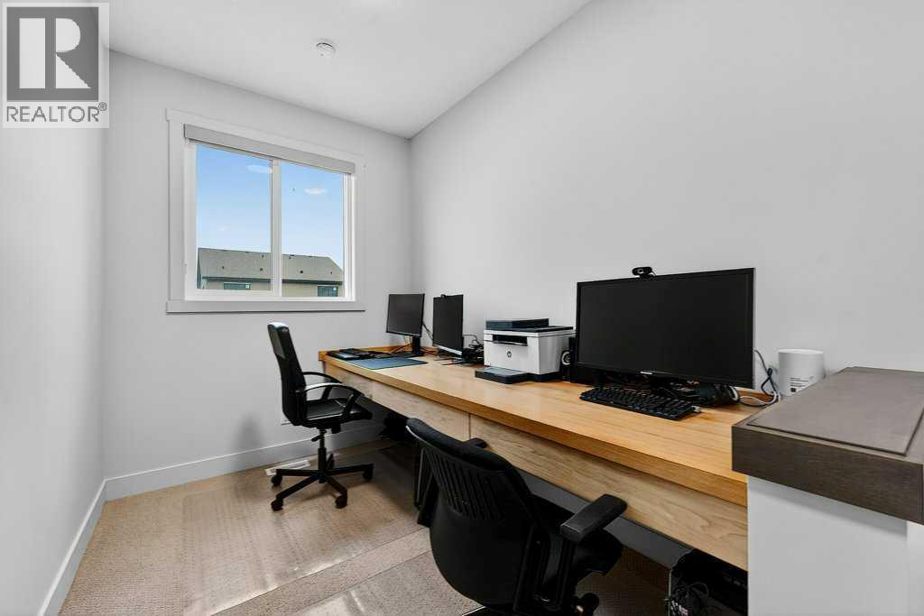 279 Marina Grove Se, Calgary, Alberta  T3M 3J4 - Photo 18 - A2301645