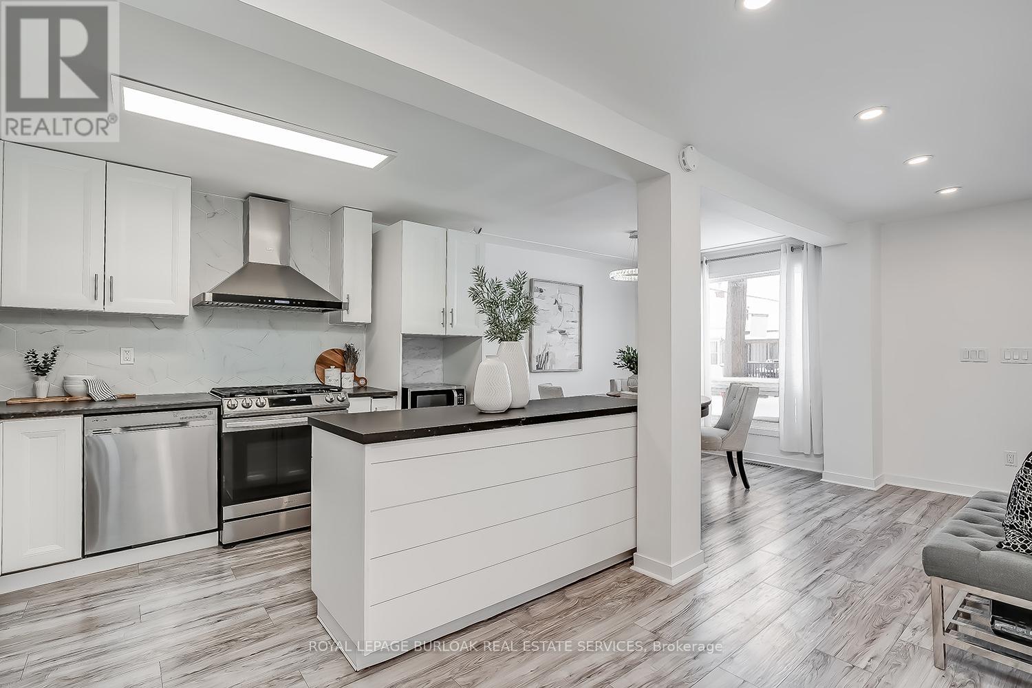 173 London Street N, Hamilton, Ontario  L8H 4C1 - Photo 9 - X12703268