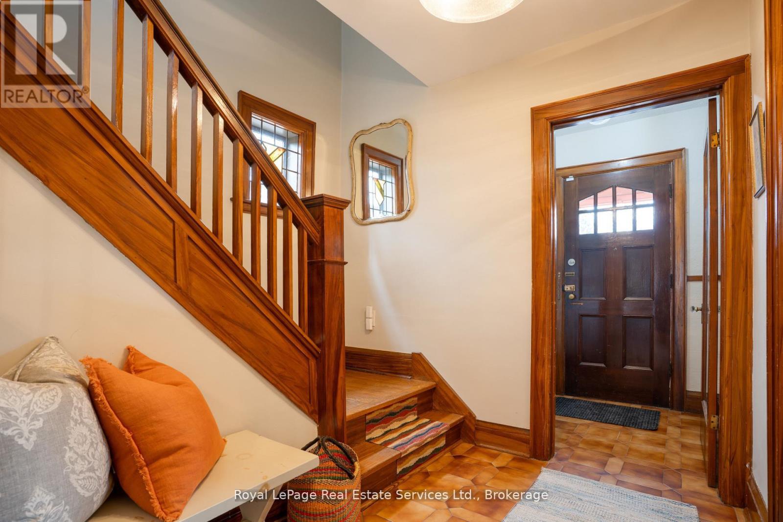 89 Edgemont Street S, Hamilton, Ontario  L8K 2H6 - Photo 18 - X13012242