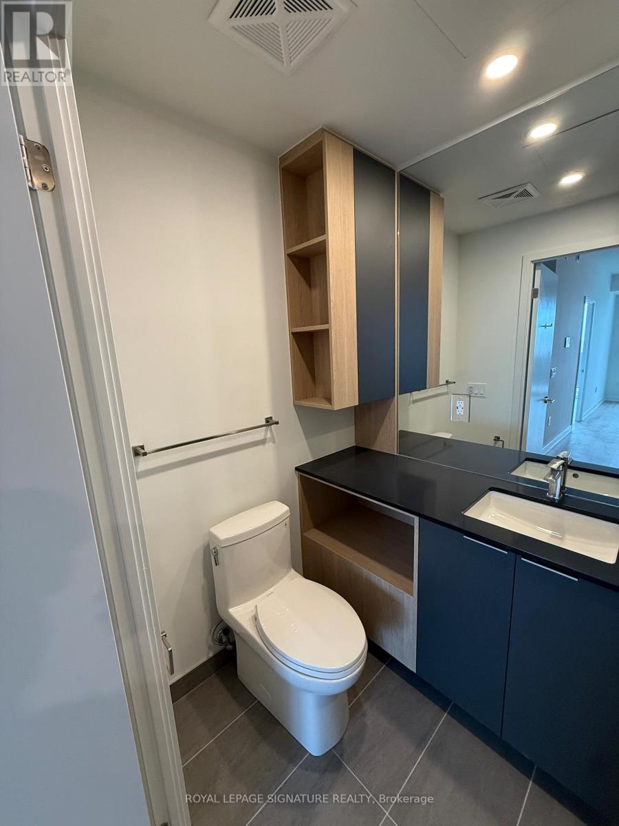 503 - 1 Fairview Road, Mississauga, Ontario  L5A 4C6 - Photo 13 - W13010106