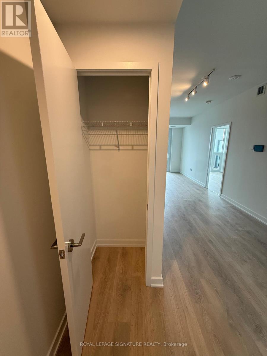 503 - 1 Fairview Road, Mississauga, Ontario  L5A 4C6 - Photo 18 - W13010106