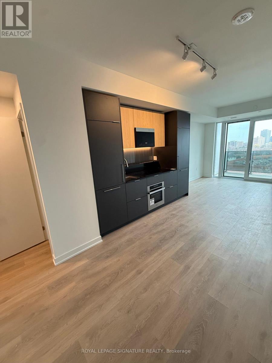 503 - 1 Fairview Road, Mississauga, Ontario  L5A 4C6 - Photo 8 - W13010106