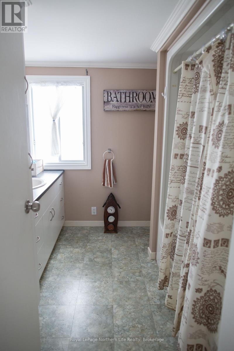 1017 Lakeshore Road, Temiskaming Shores, Ontario  P0J 1K0 - Photo 38 - T13012476