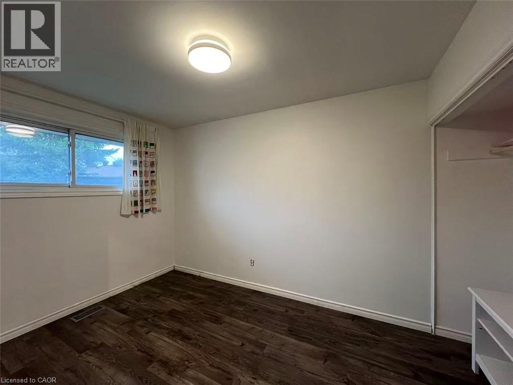 26 Marlowe Drive Unit# Main, Hamilton, Ontario  L9C 2H6 - Photo 9 - 40821851