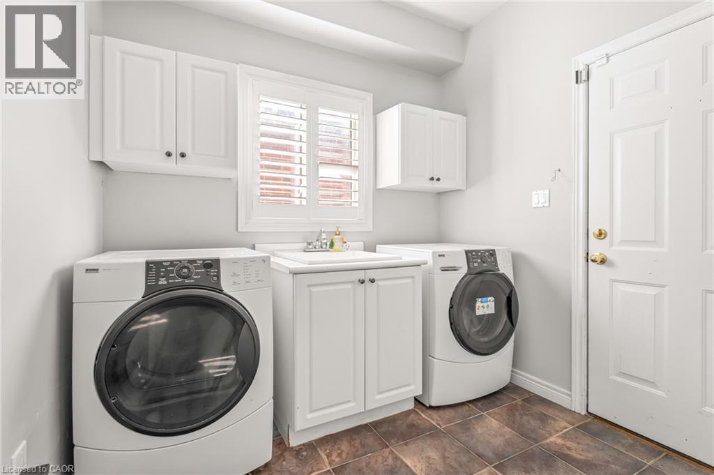 12 Buman Court, Barrie, Ontario  L4N 0L3 - Photo 15 - 40820754