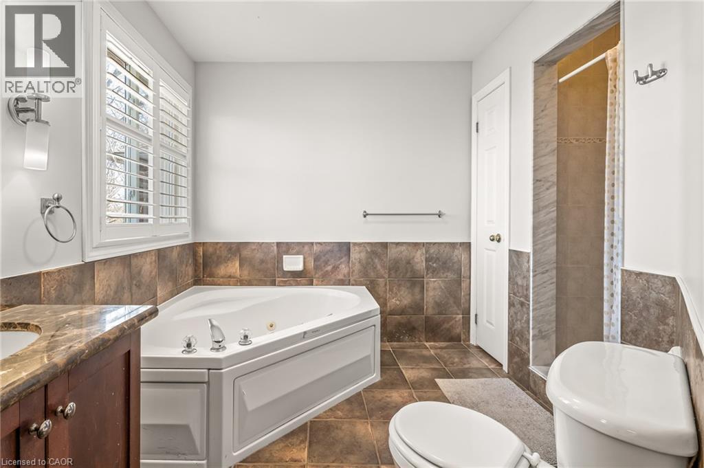 12 Buman Court, Barrie, Ontario  L4N 0L3 - Photo 20 - 40820754