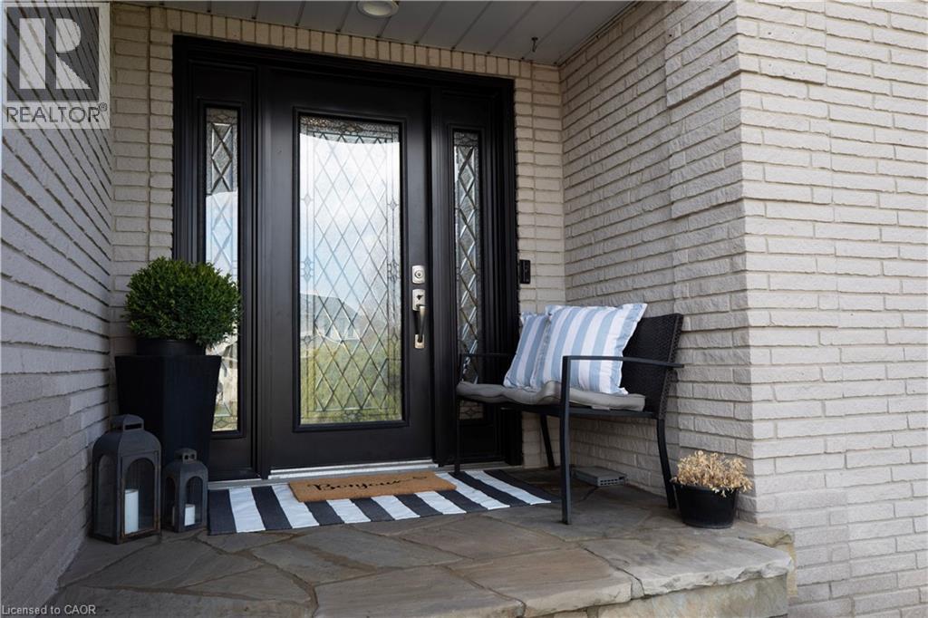 12 Aries Court, Hamilton, Ontario  L8W 3C8 - Photo 2 - 40820547