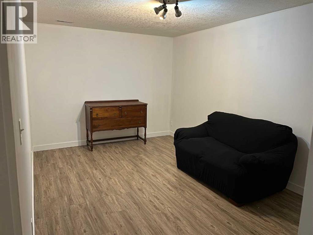 132 Bow Ridge Drive, Cochrane, Alberta  T4C 1V8 - Photo 17 - A2282061