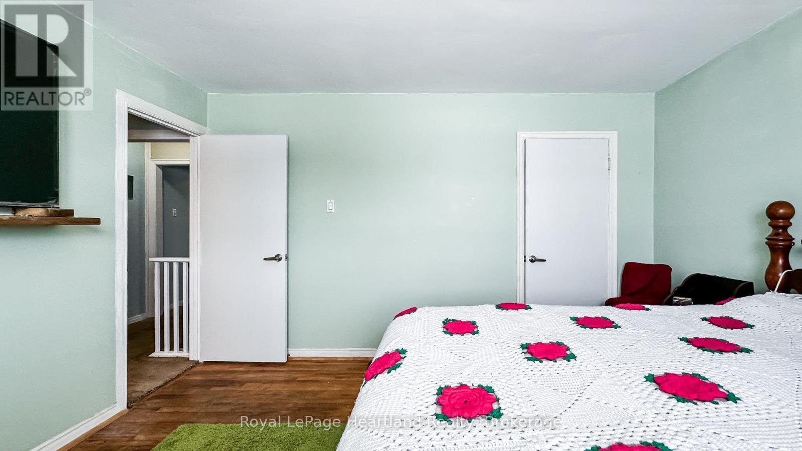 21 St Charles Place, Huron East, Ontario  N0M 1L0 - Photo 17 - X13012300