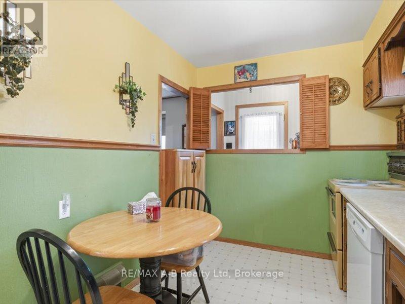 128 Louise Street S, Stratford, Ontario  N5A 2E5 - Photo 12 - X13012394