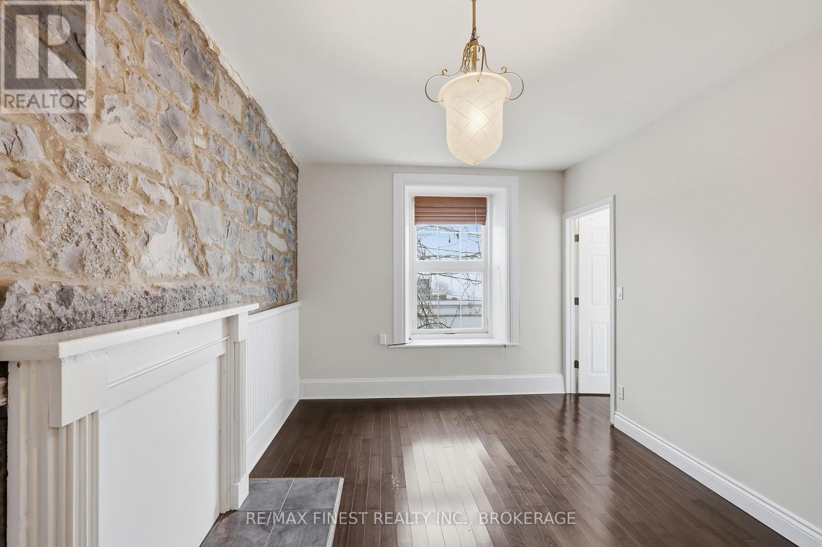 110 Yonge Street, Kingston, Ontario  K7M 1E7 - Photo 23 - X13012370