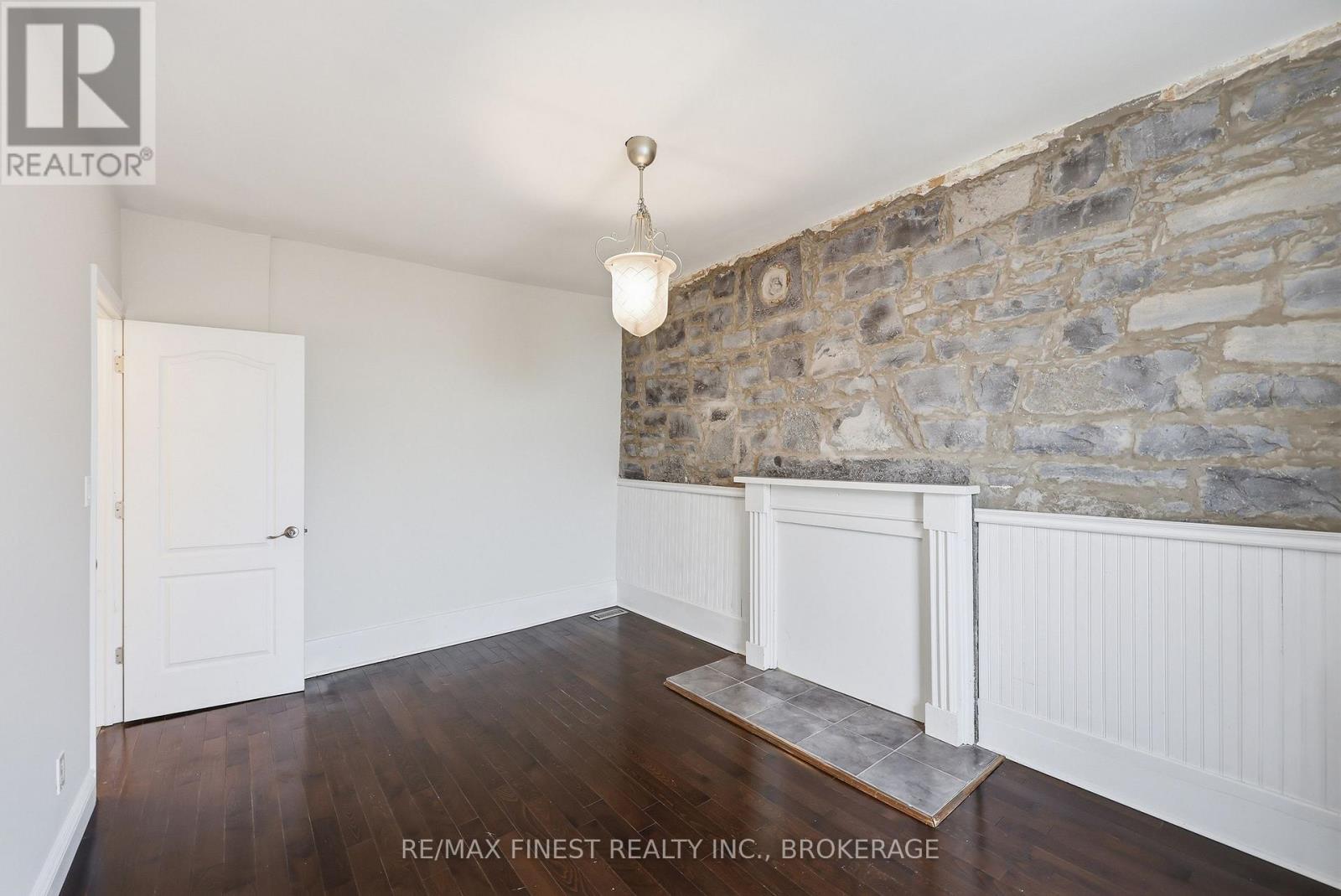 110 Yonge Street, Kingston, Ontario  K7M 1E7 - Photo 24 - X13012370