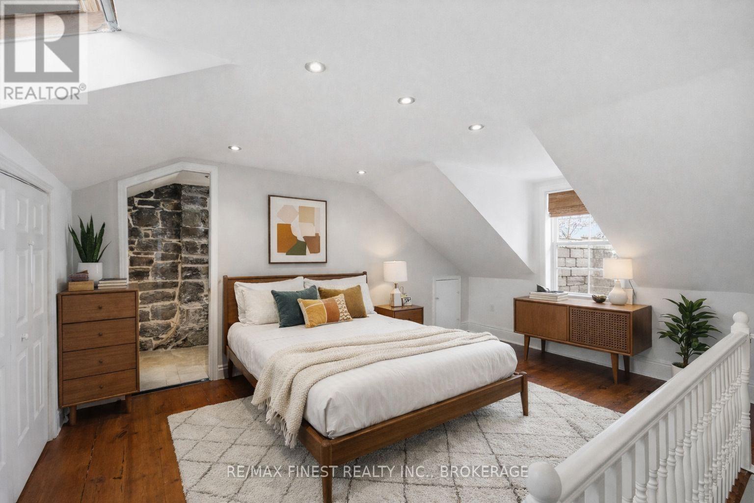 110 Yonge Street, Kingston, Ontario  K7M 1E7 - Photo 30 - X13012370