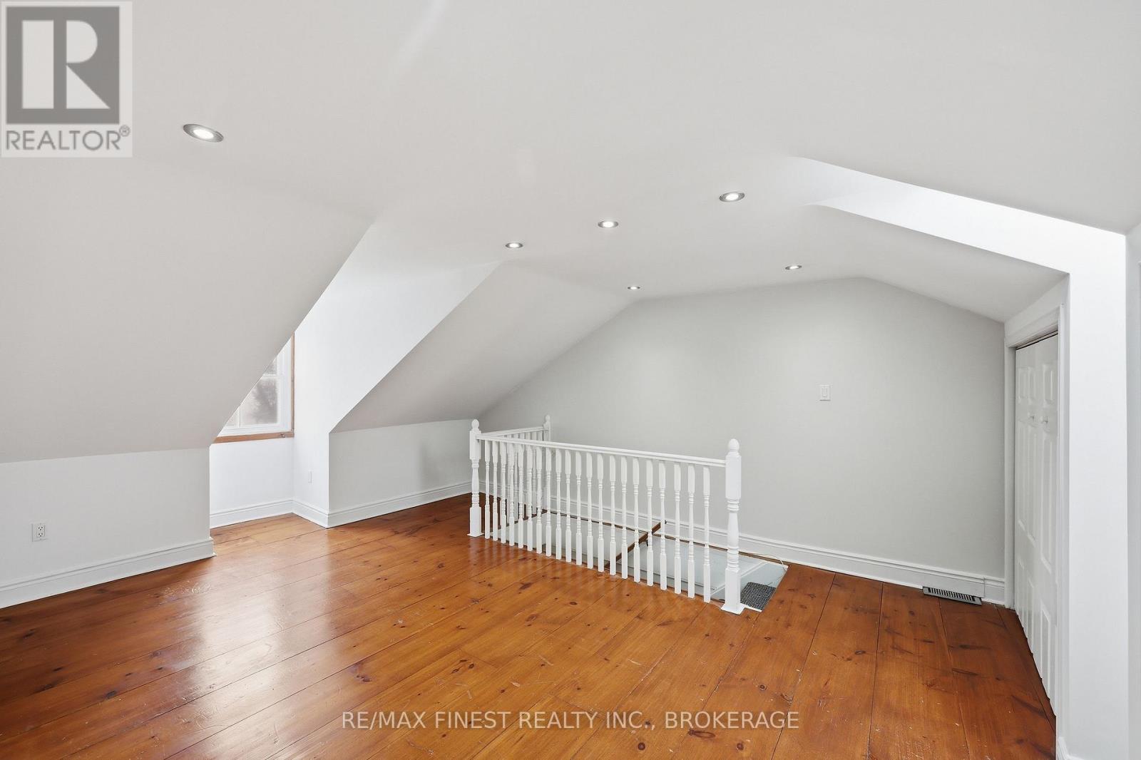 110 Yonge Street, Kingston, Ontario  K7M 1E7 - Photo 31 - X13012370