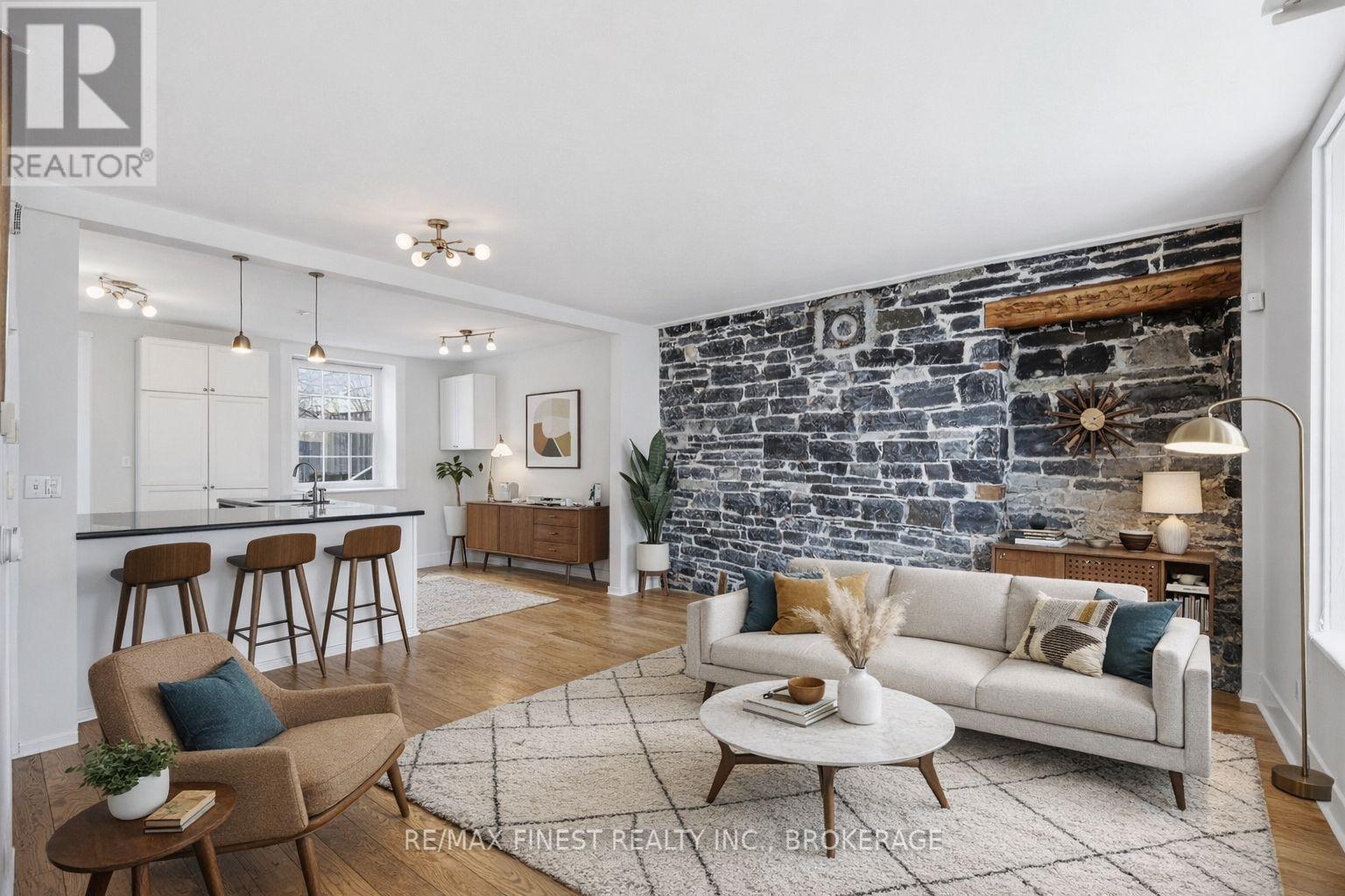 110 Yonge Street, Kingston, Ontario  K7M 1E7 - Photo 6 - X13012370