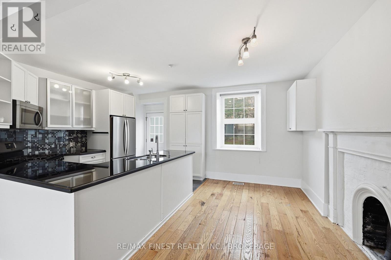 110 Yonge Street, Kingston, Ontario  K7M 1E7 - Photo 9 - X13012370