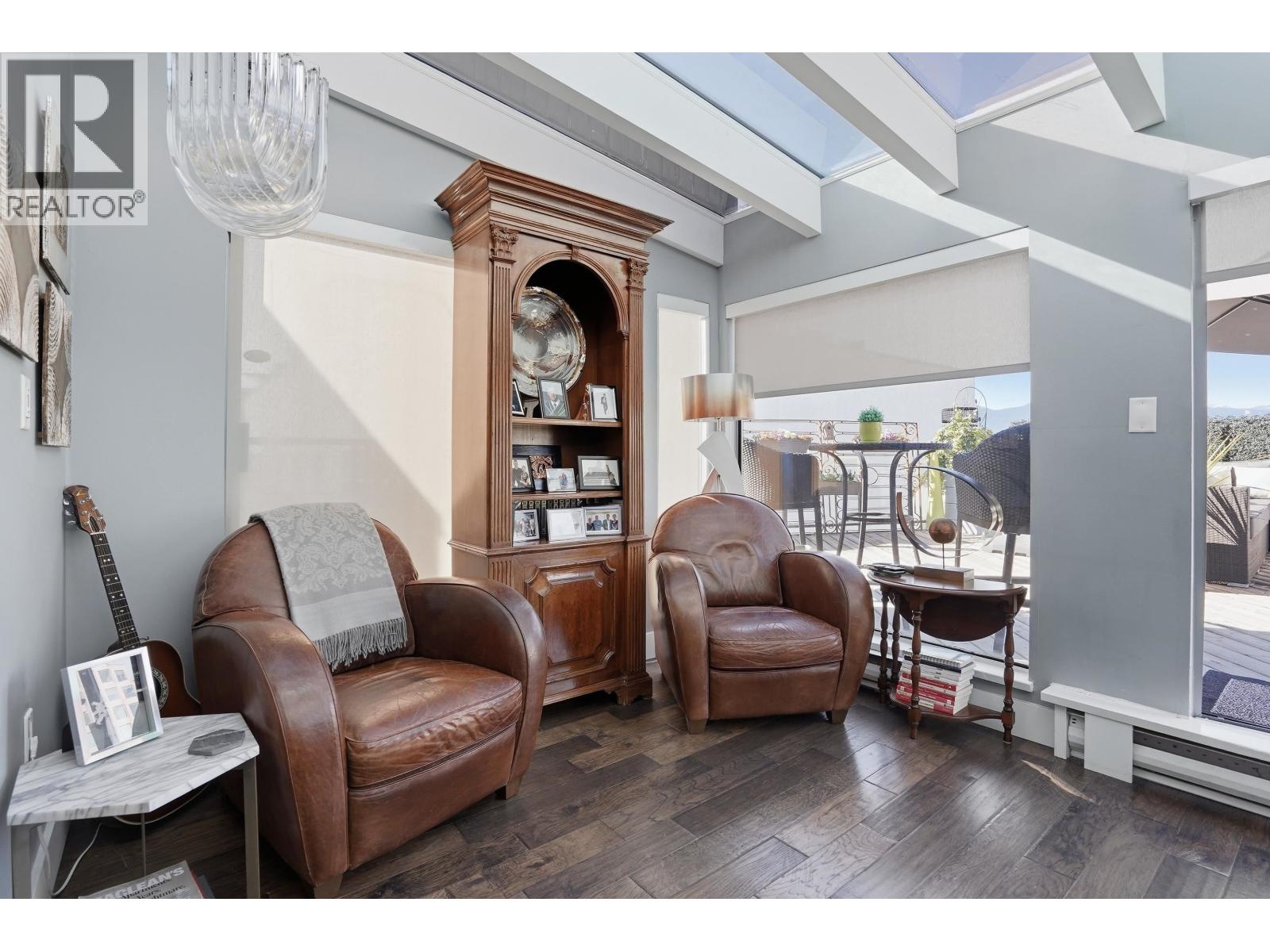 6 1375 W 10th Avenue, Vancouver, British Columbia  V6H 1J7 - Photo 4 - R3112359