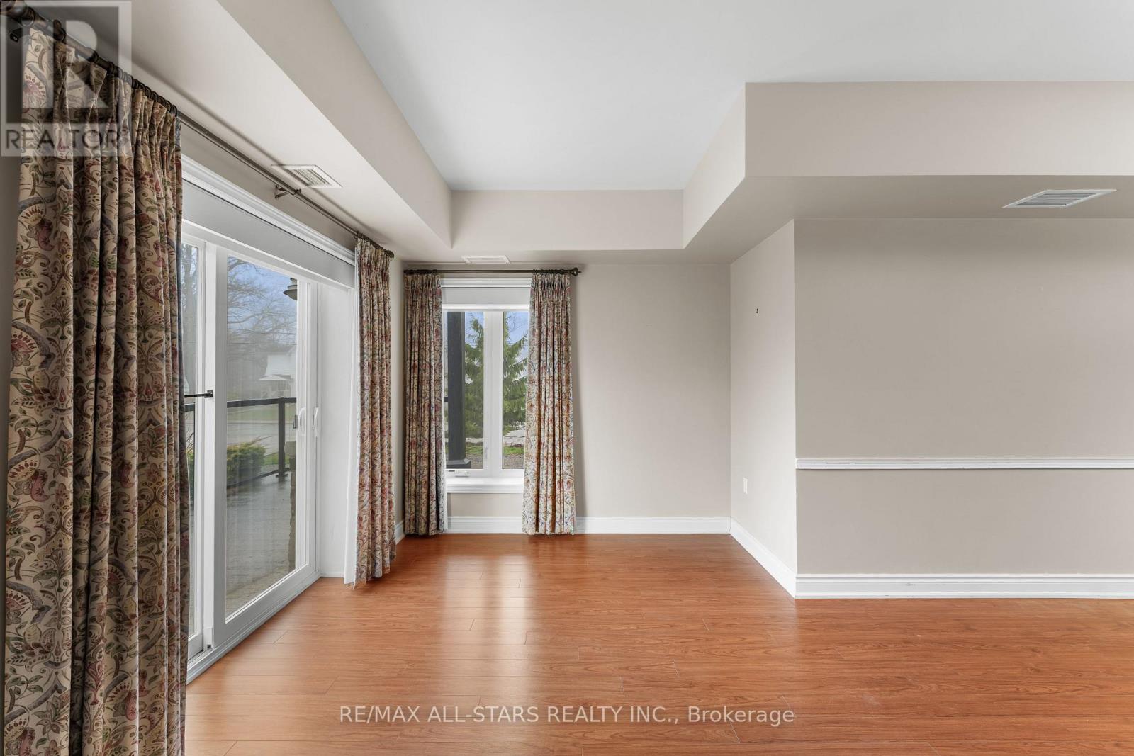 104 - 94 Francis Street W, Kawartha Lakes, Ontario  K0M 1N0 - Photo 12 - X13012236