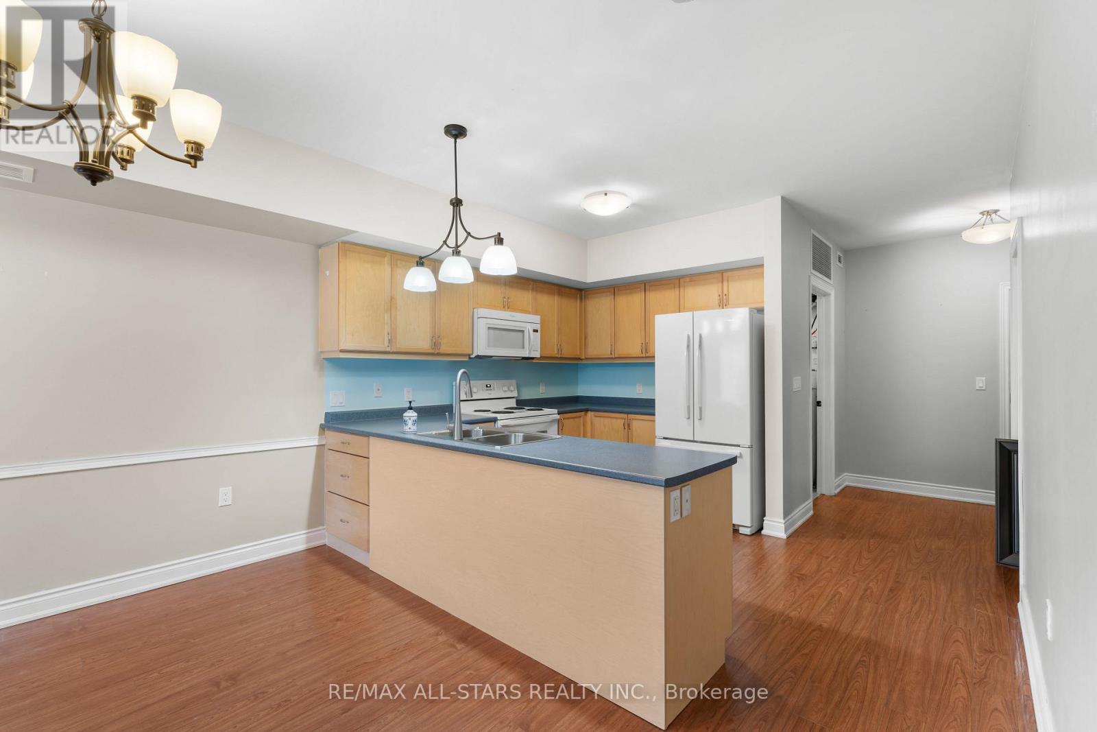 104 - 94 Francis Street W, Kawartha Lakes, Ontario  K0M 1N0 - Photo 14 - X13012236