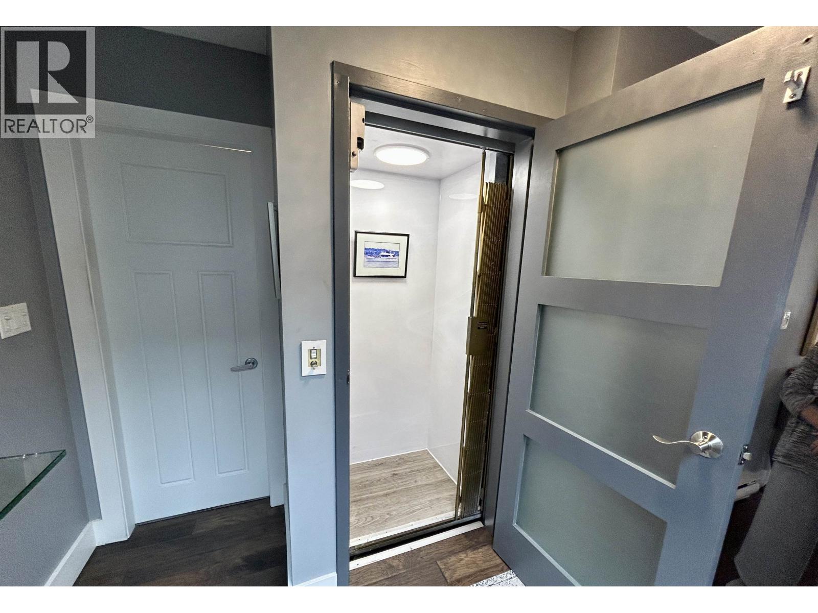 6 1375 W 10th Avenue, Vancouver, British Columbia  V6H 1J7 - Photo 12 - R3112359