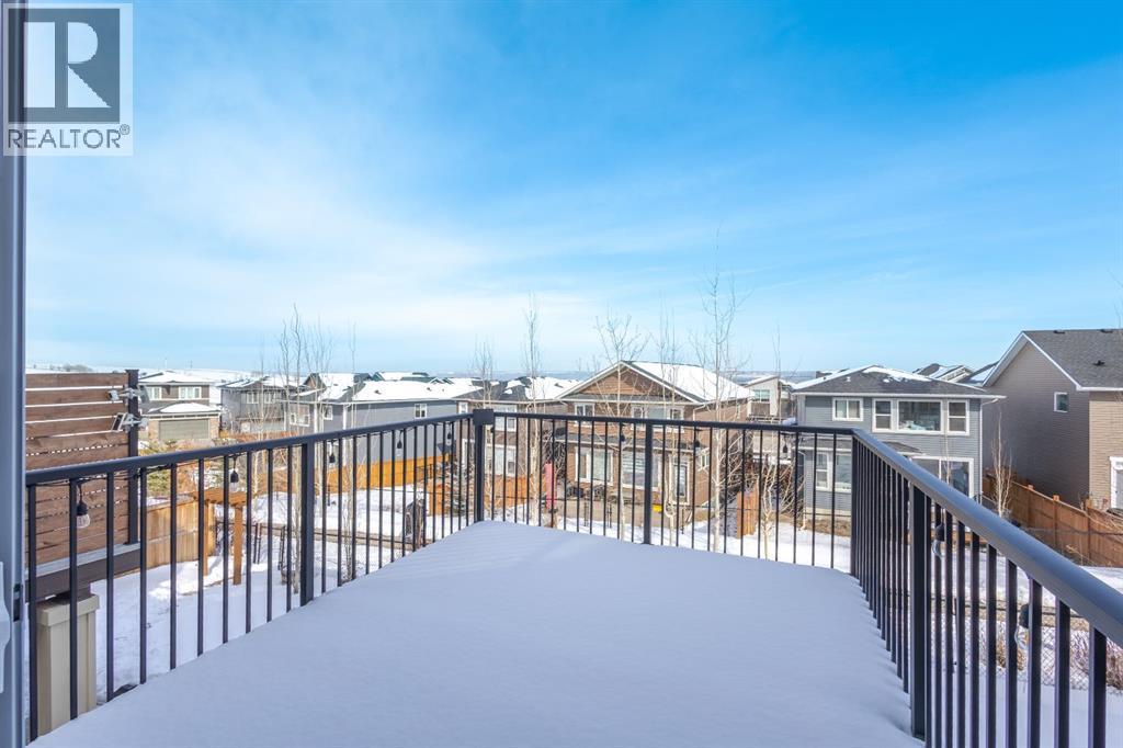 301 Crestmont Drive Sw, Calgary, Alberta  T3B 6G9 - Photo 13 - A2298416