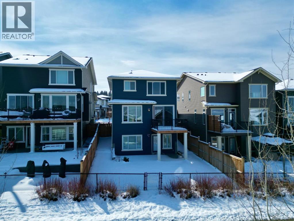 301 Crestmont Drive Sw, Calgary, Alberta  T3B 6G9 - Photo 3 - A2298416