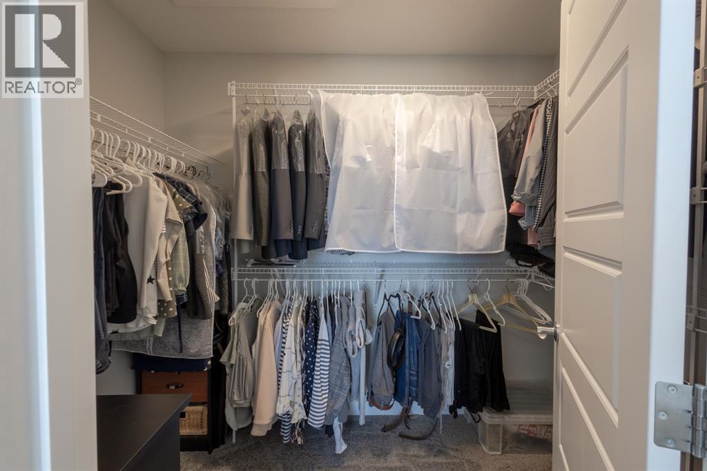 301 Crestmont Drive Sw, Calgary, Alberta  T3B 6G9 - Photo 30 - A2298416