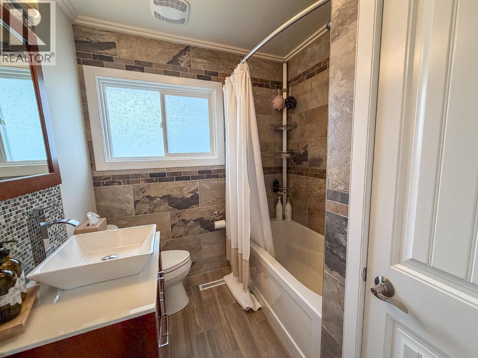 222 16th Avenue S, Cranbrook, British Columbia  V1C 2Z6 - Photo 23 - 10383720