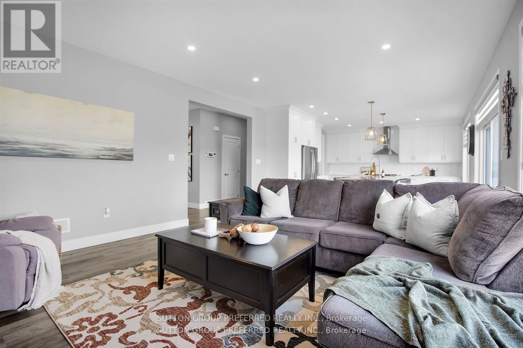 551 Scenic Court, Warwick, Ontario  N0M 2S0 - Photo 12 - X13012226