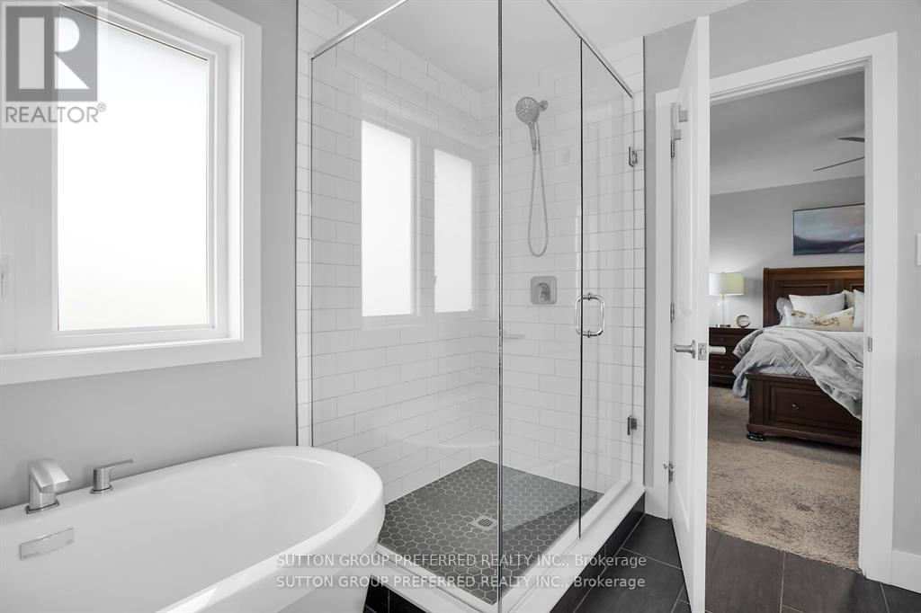 551 Scenic Court, Warwick, Ontario  N0M 2S0 - Photo 25 - X13012226