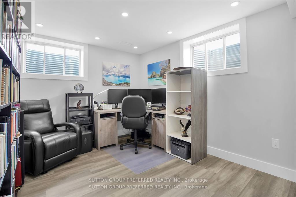 551 Scenic Court, Warwick, Ontario  N0M 2S0 - Photo 36 - X13012226