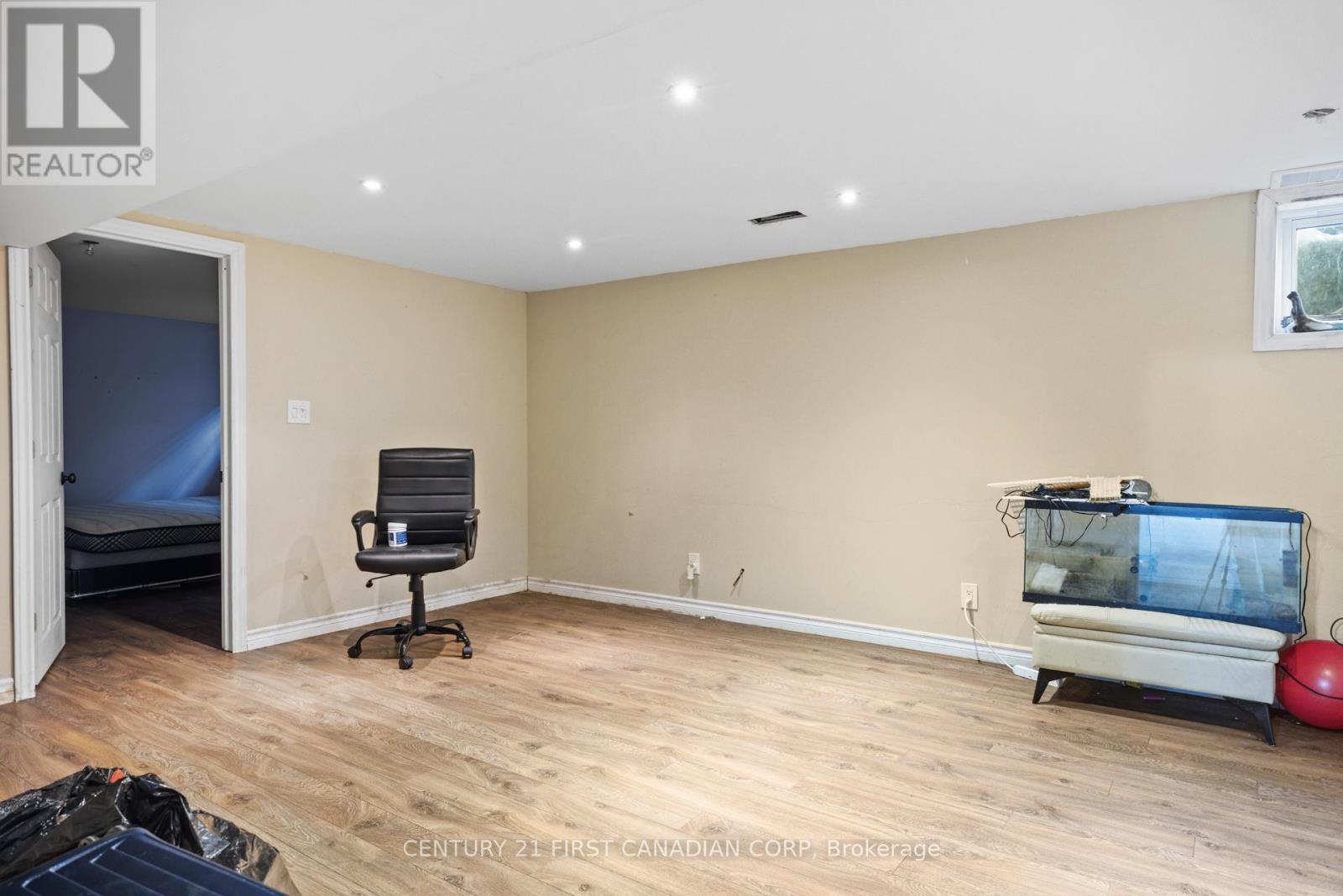 692 Sevilla Park Place, London East, Ontario  N5Y 4J1 - Photo 11 - X13012352