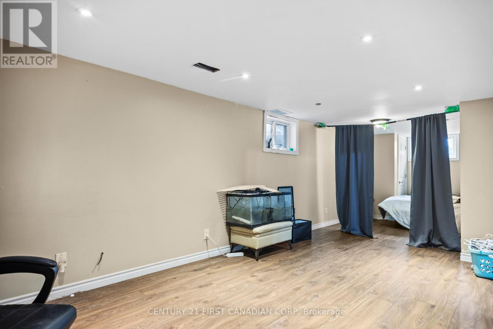 692 Sevilla Park Place, London East, Ontario  N5Y 4J1 - Photo 12 - X13012352