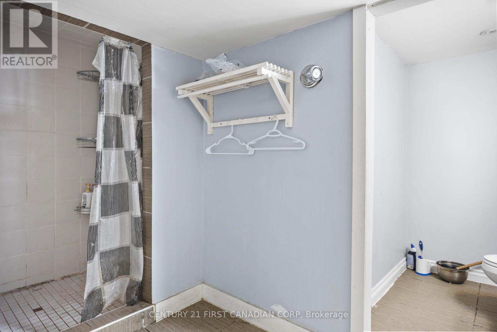 692 Sevilla Park Place, London East, Ontario  N5Y 4J1 - Photo 15 - X13012352