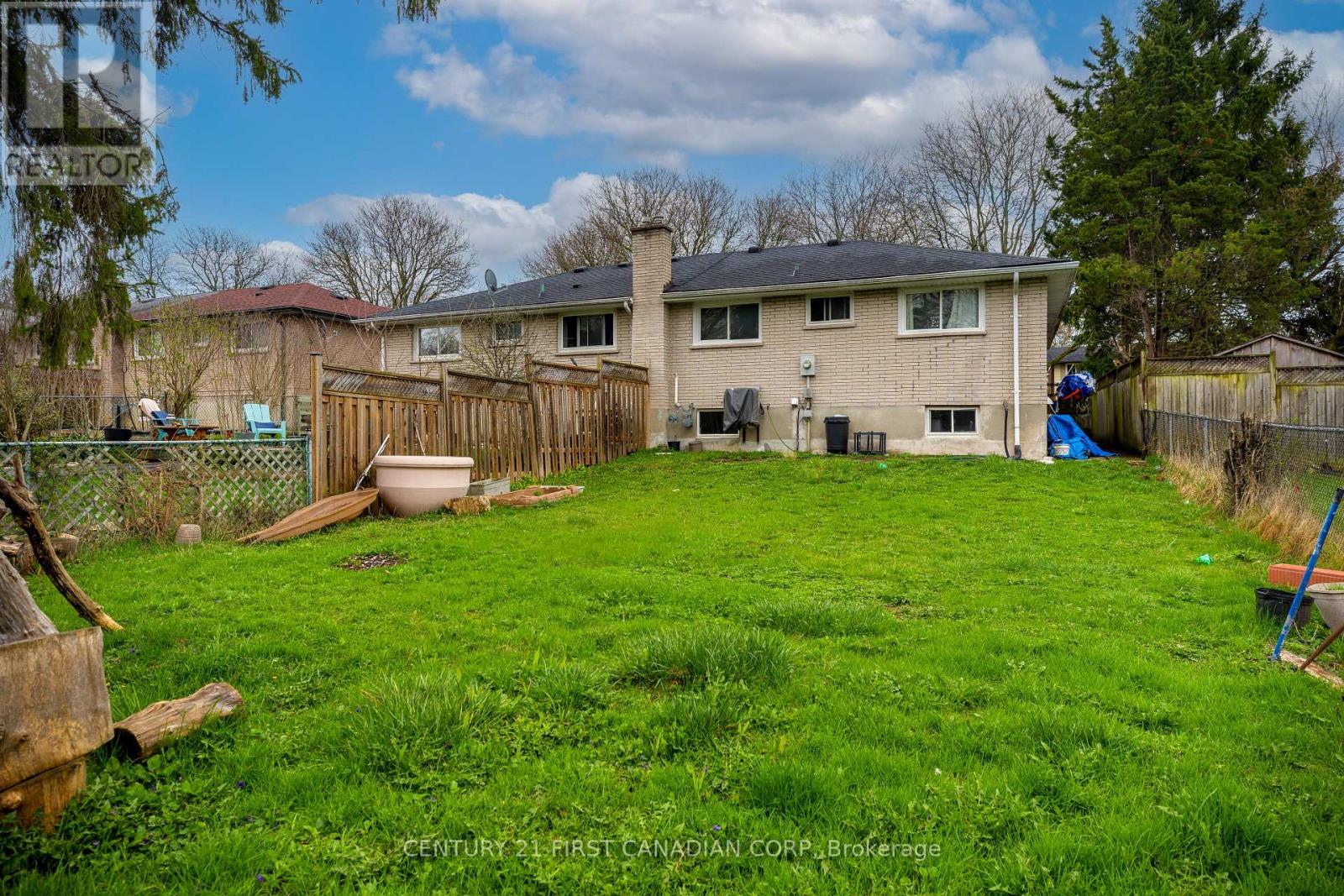 692 Sevilla Park Place, London East, Ontario  N5Y 4J1 - Photo 20 - X13012352