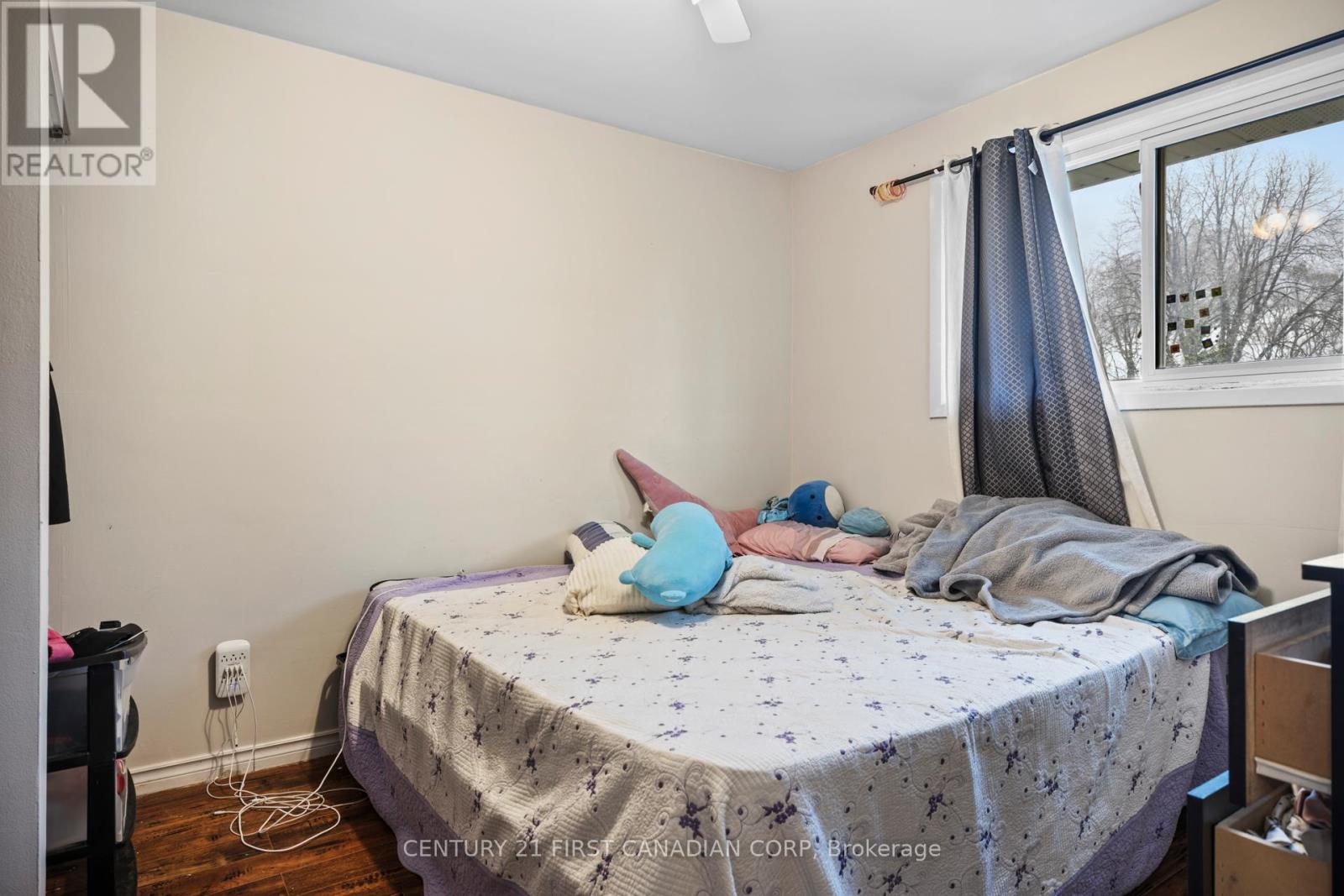 692 Sevilla Park Place, London East, Ontario  N5Y 4J1 - Photo 6 - X13012352