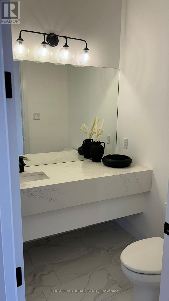 3140 Regiment Road W, London South, Ontario  N6P 0H2 - Photo 5 - X13012446