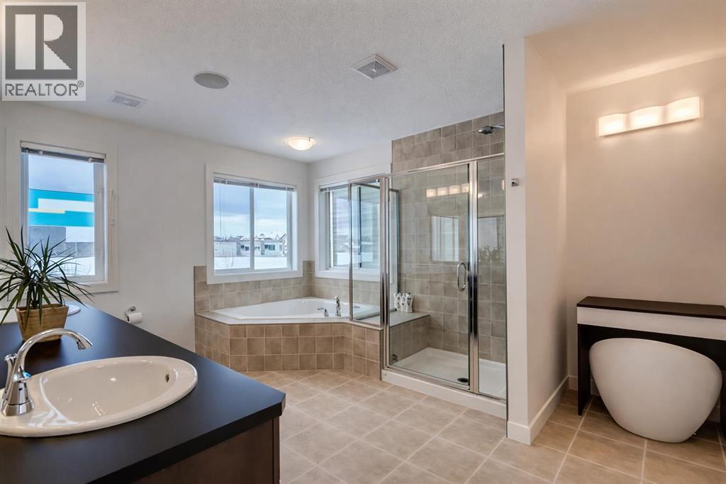 238 Silverado Plains Circle SW, Calgary, Alberta  T2X 0R5 - Photo 9 - A2302559