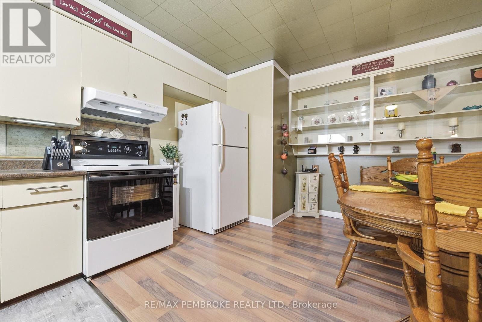 48 Lacroix Bay Road, Whitewater Region, Ontario  K0J 2L0 - Photo 16 - X13012304