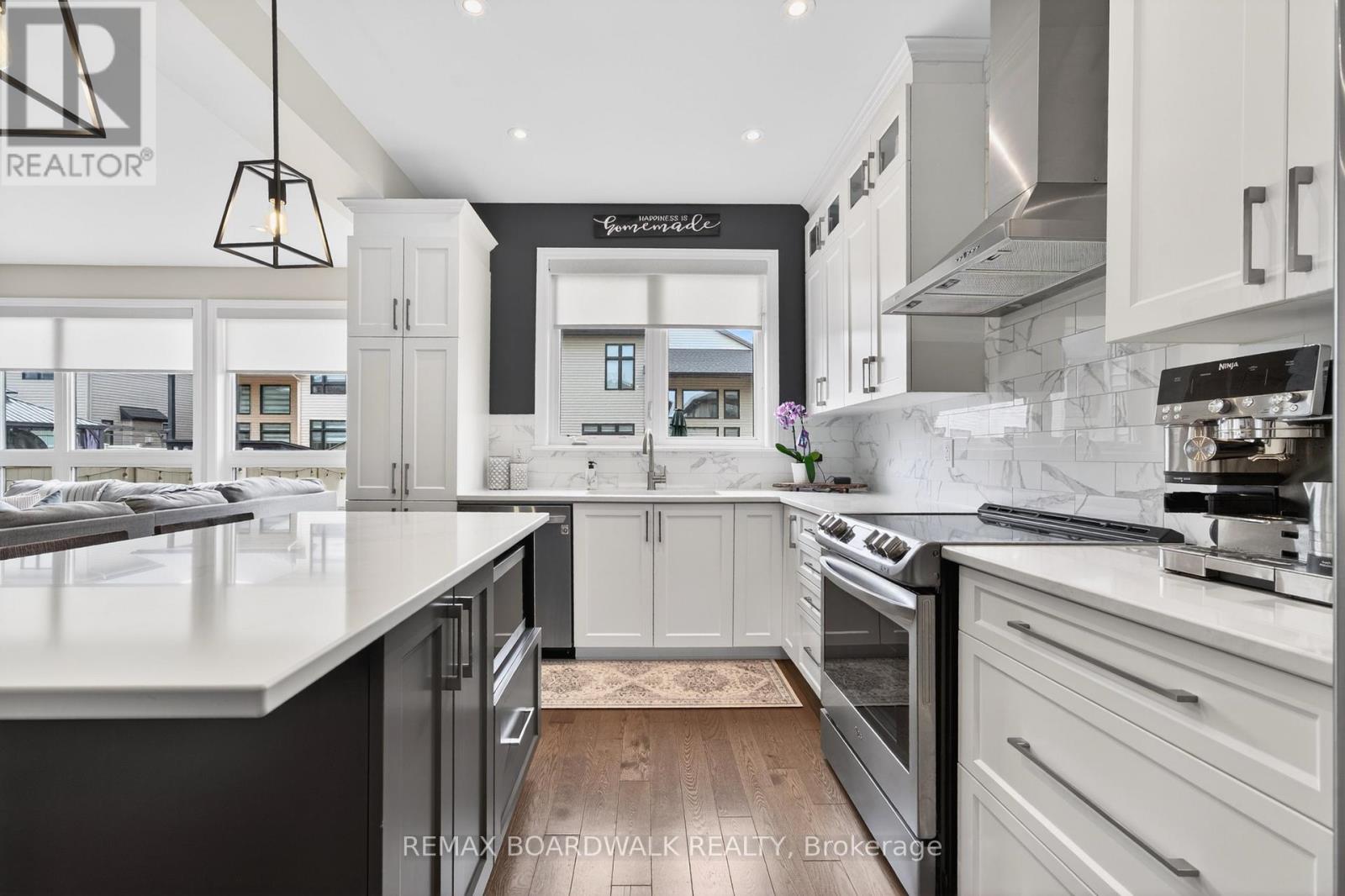 38 Thunderbolt Street, Ottawa, Ontario  K2V 0L9 - Photo 15 - X13012160