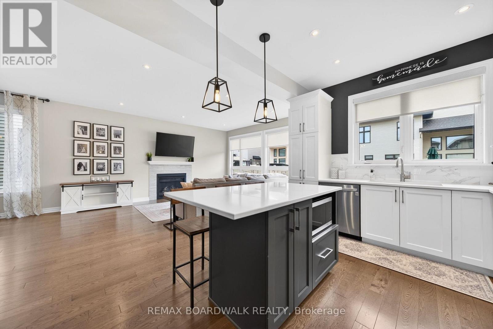 38 Thunderbolt Street, Ottawa, Ontario  K2V 0L9 - Photo 18 - X13012160