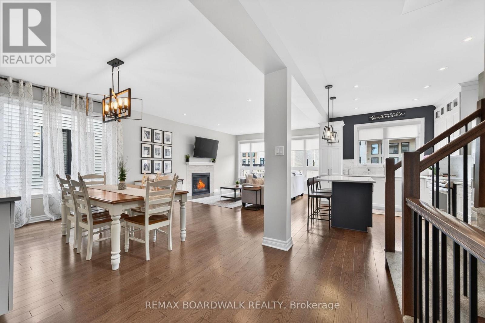 38 Thunderbolt Street, Ottawa, Ontario  K2V 0L9 - Photo 6 - X13012160