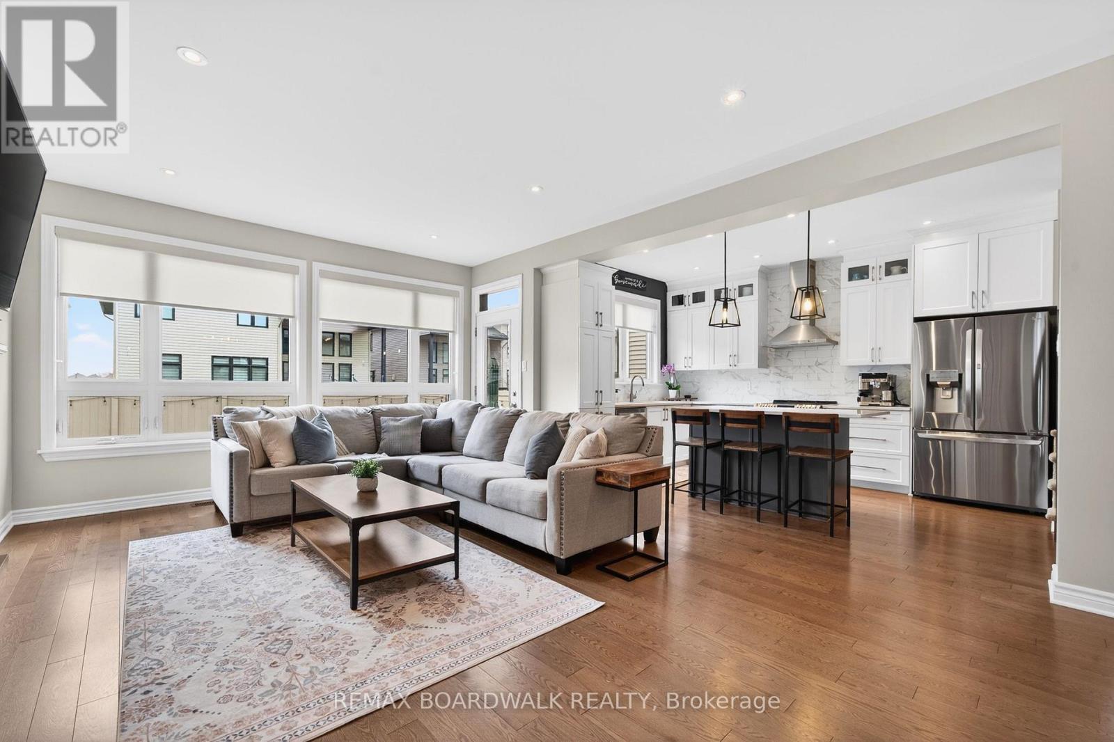 38 Thunderbolt Street, Ottawa, Ontario  K2V 0L9 - Photo 8 - X13012160