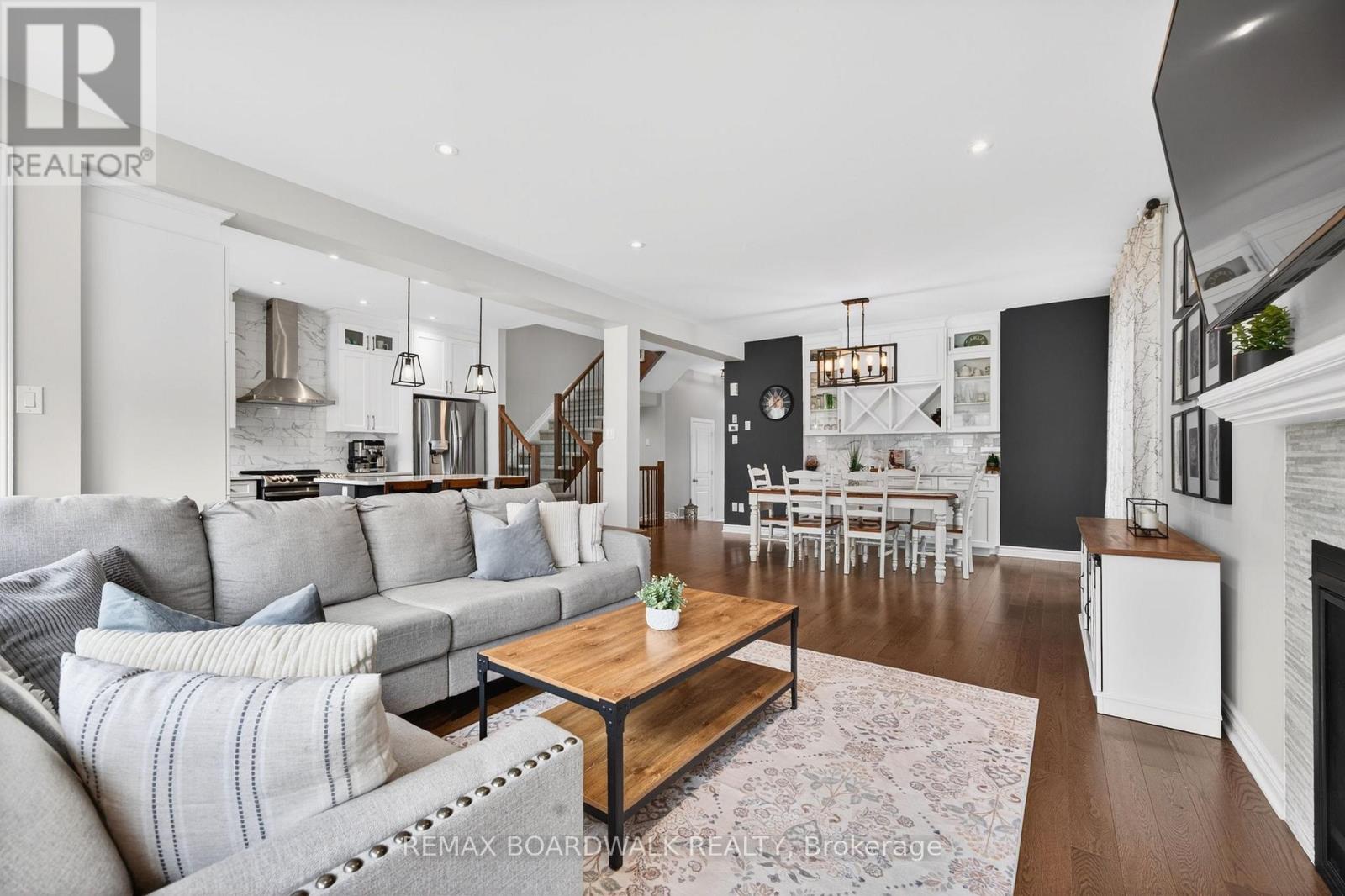 38 Thunderbolt Street, Ottawa, Ontario  K2V 0L9 - Photo 9 - X13012160