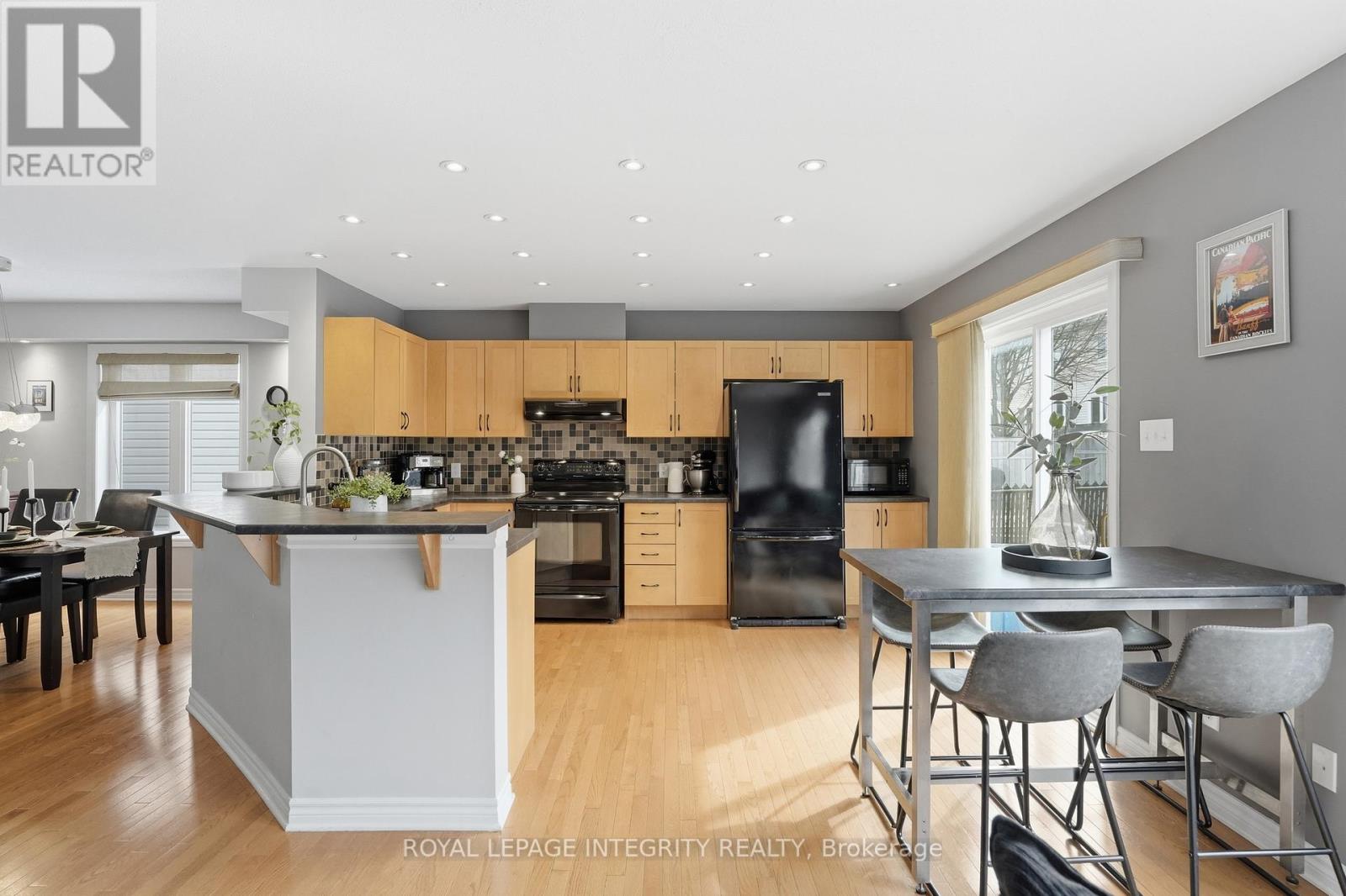 208 Aquilo Crescent, Ottawa, Ontario  K2S 0L8 - Photo 12 - X13012220