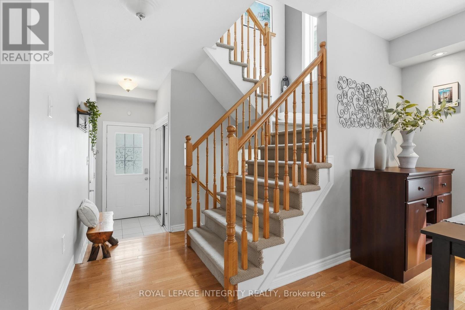 208 Aquilo Crescent, Ottawa, Ontario  K2S 0L8 - Photo 4 - X13012220