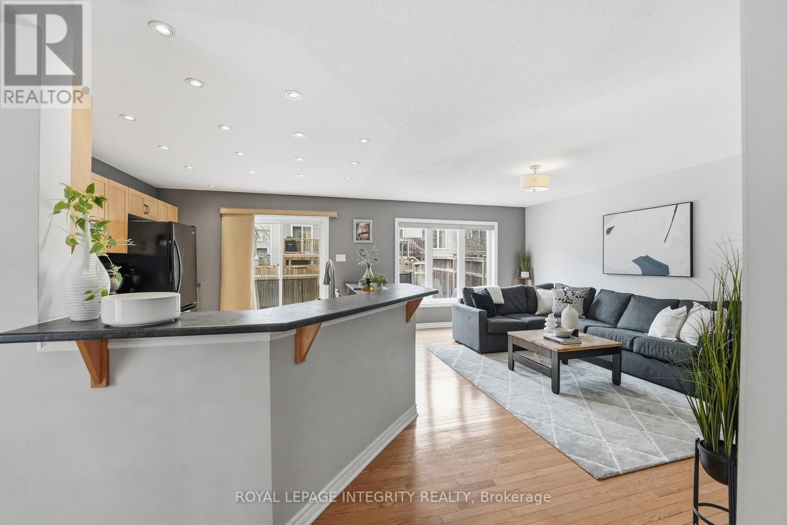 208 Aquilo Crescent, Ottawa, Ontario  K2S 0L8 - Photo 7 - X13012220